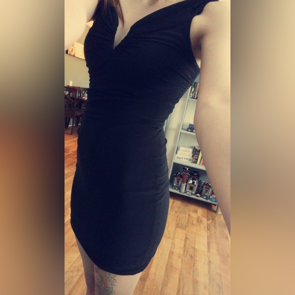 2015 le chateau little black dress